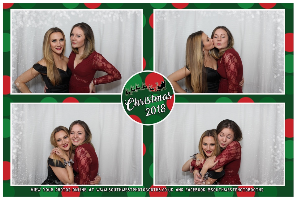 Redrow Christmas Party 2018  | View more photos from the event at gallery.southwestphotobooths.co.uk/u/SWPB/Redrow-Christmas-Party-2018